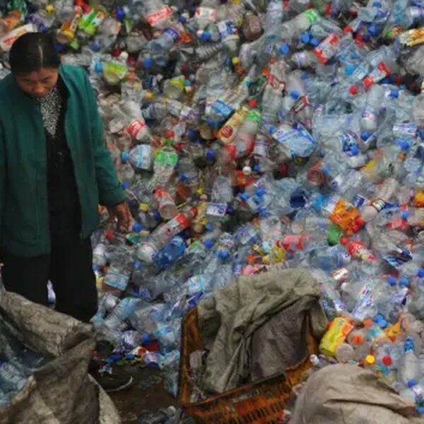 poluição plástica Ásia